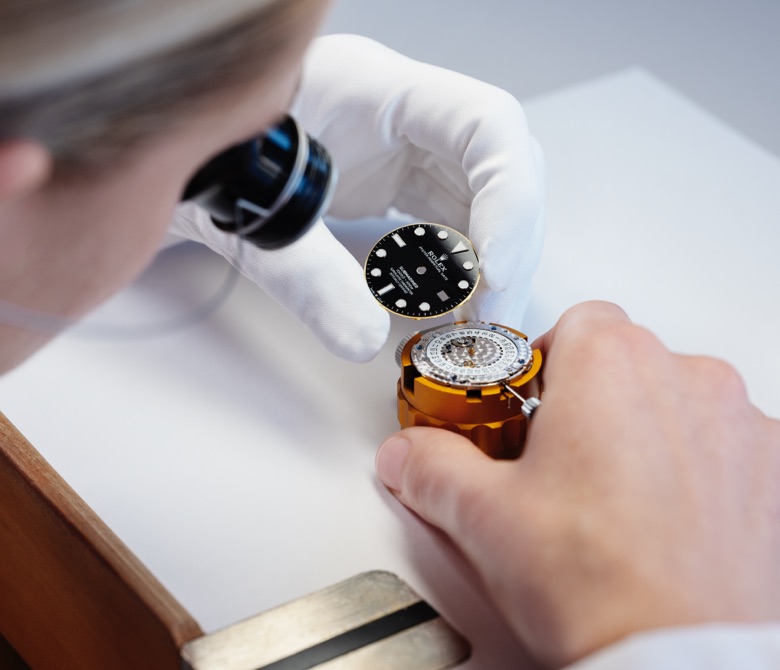 Viaggio nel cuore dell'universo Rolex presso Gioielleria Stedile a Madonna di Cmapiglio in Trentino