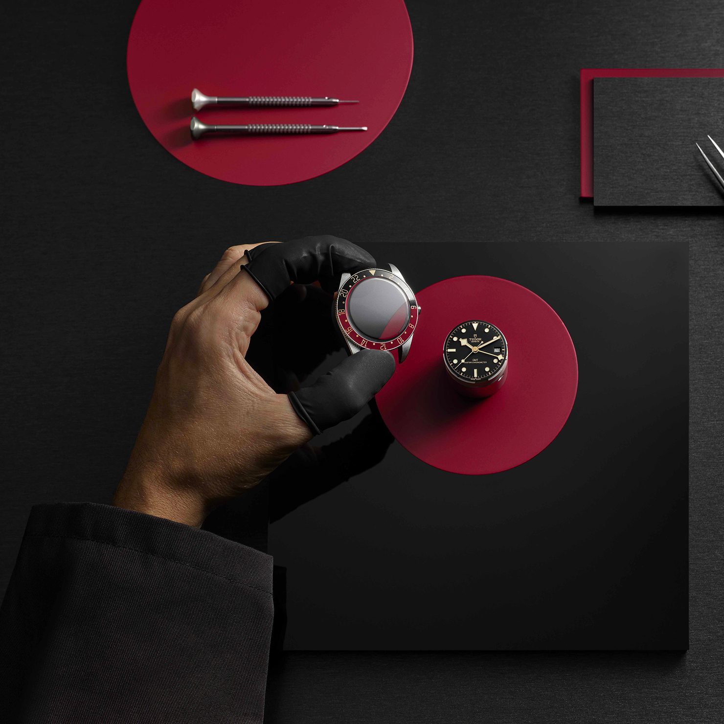 TUDOR: Manifattura - Know‑how degli orologiai TUDOR con i sistemi di gestione della produzione e i test automatizzati più avanzati