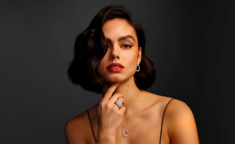 GOLAY - GOLAY, simbolo dell’eleganza e della forza femminile