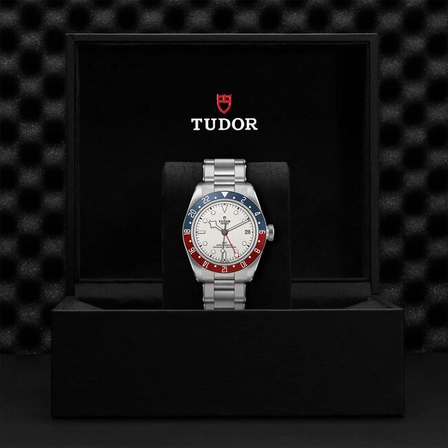 BLACK BAY GMT