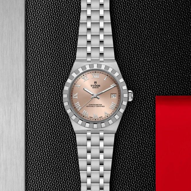 TUDOR ROYAL